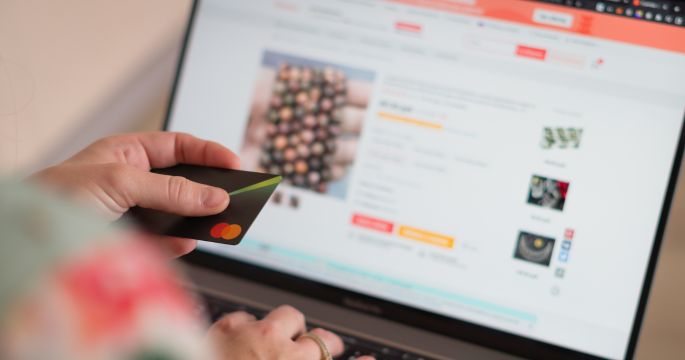 E-commerce Profissional com CRM